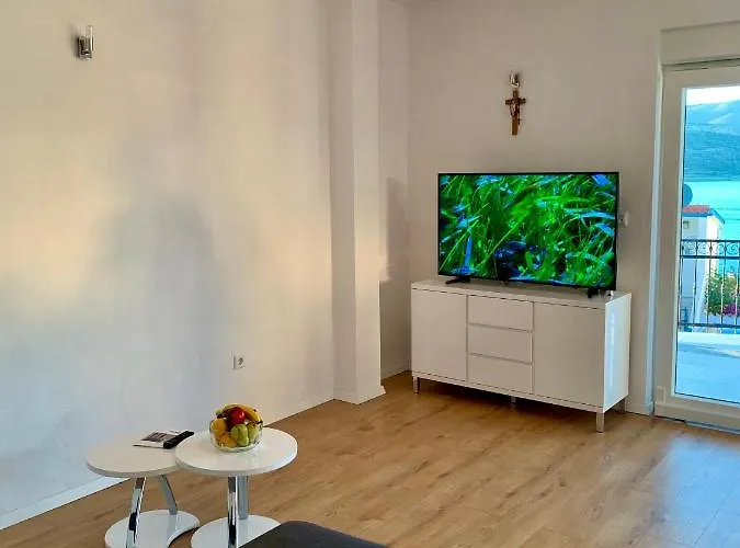 Adriatic Rose 2 Apartman *