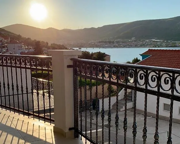 Adriatic Rose 2 Trogir